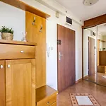 Gama Kondratowicza18 Apartment *