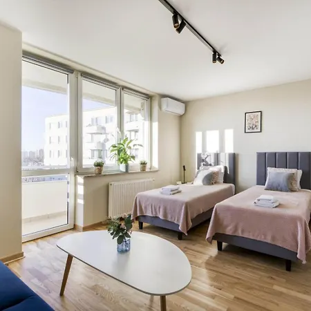 Gama Kondratowicza18 Varšava