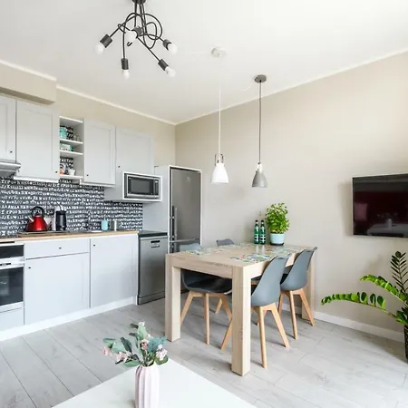 Gama Kondratowicza18 Apartamento *